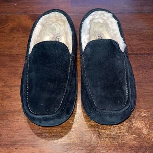 UGG Men’s Ascot Black Suede Slippers